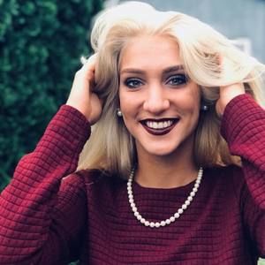 Meet your Posher, Emily